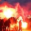 L'autobus bloqué à Liège, accueilli à Neerpede par les fans