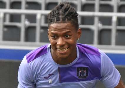 RSCA Futures' Nilson Angulo pictured in action during a soccer match  between RSC Anderlecht Futures (u23) and SK Beveren, Saturday 27 August  2022 in Brussels, on day 3 of the 2022-2023 'Challenger