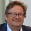 Coucke arrive en jet privé