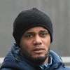 Kompany gegen Ostende auf der Tribüne