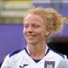 Nueve chicas de Anderlecht con las Red Flames